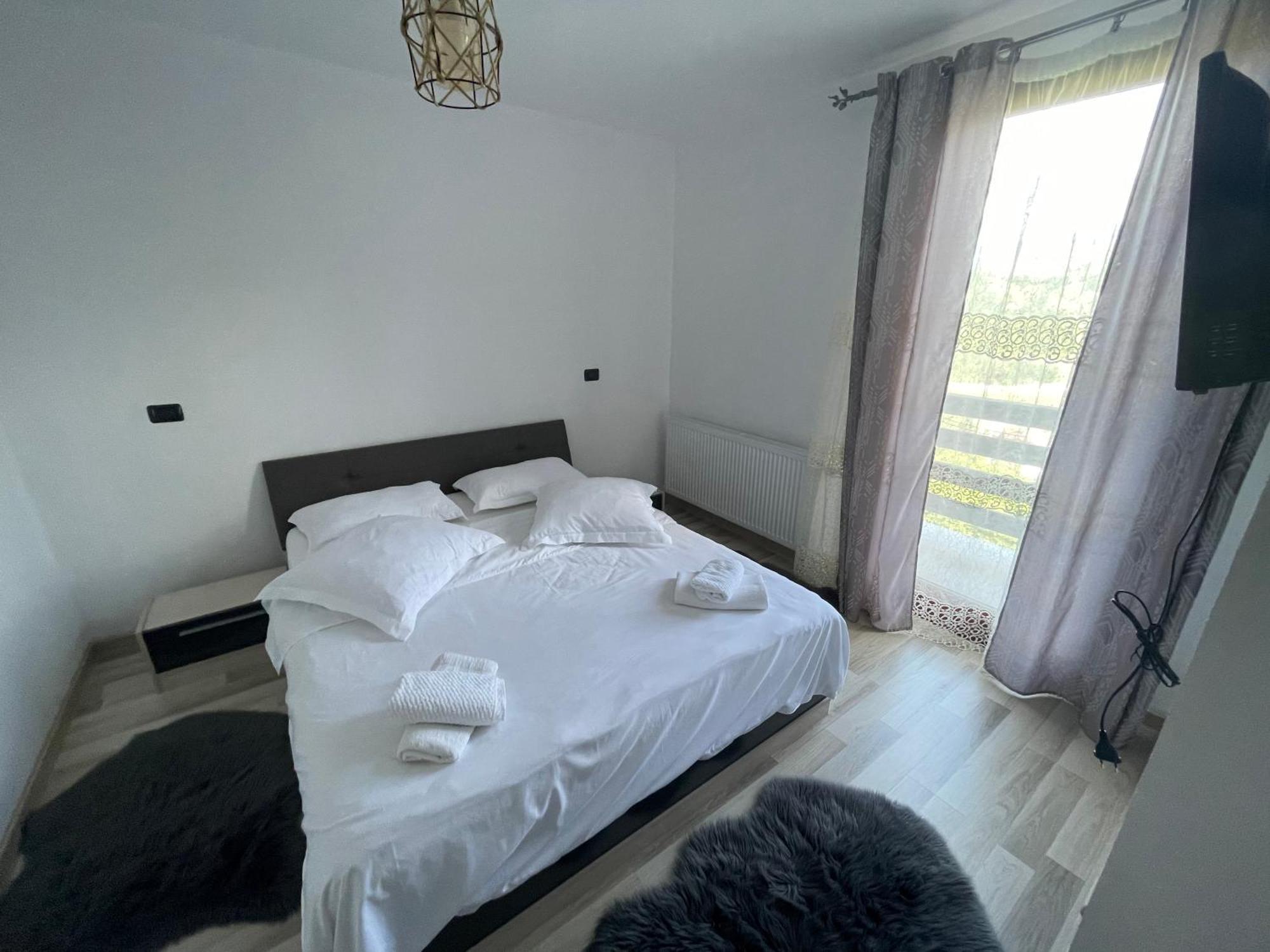 Casa Viorica Hotel Statjunea Borsa Ngoại thất bức ảnh